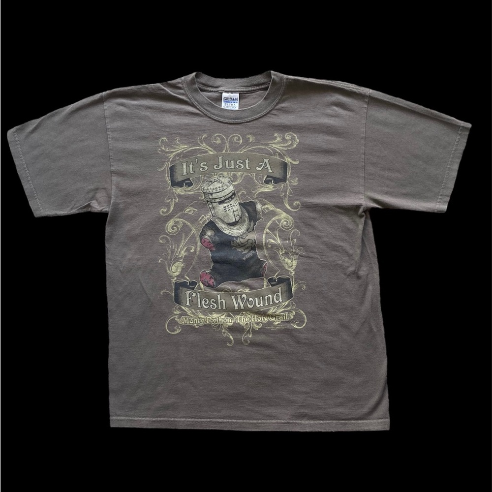 Vintage 2006 Monty Python And The Holy Grail Tee Shirt Movie L VTG